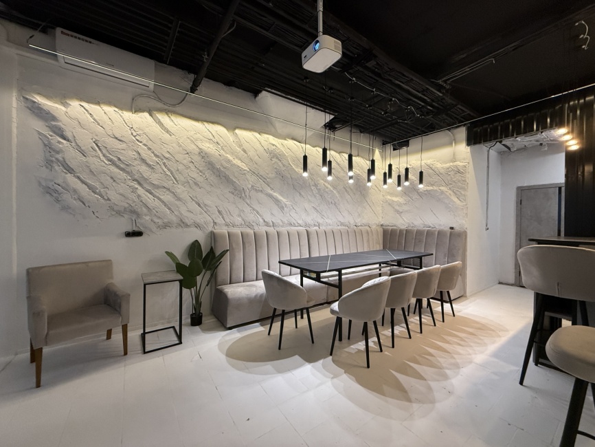 Зал фотостудия WHITE - 1 час фото 1